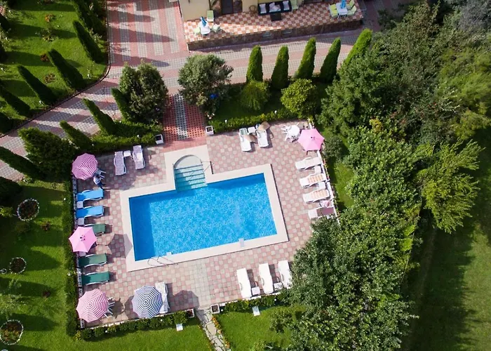 Grand Hotel